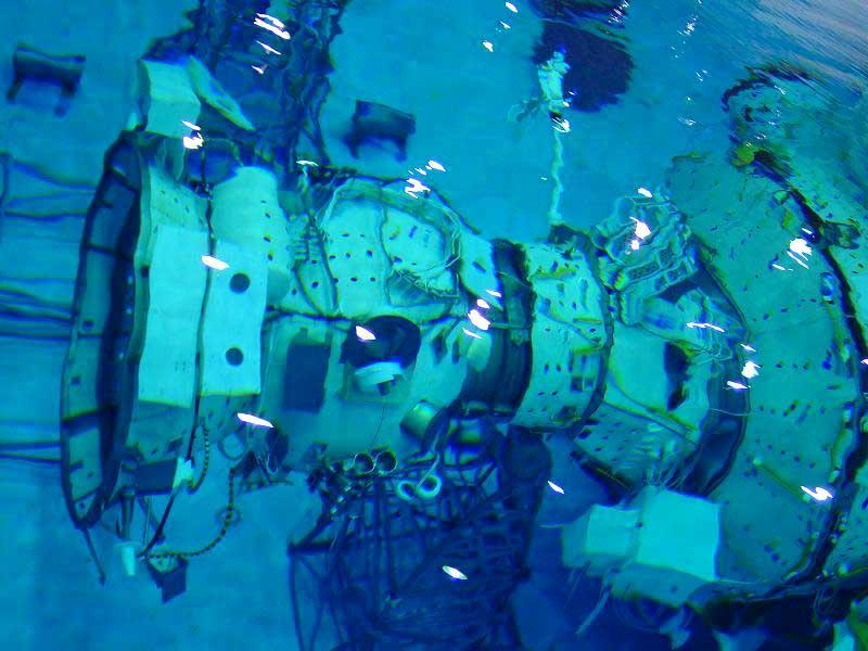 Submarine space walking