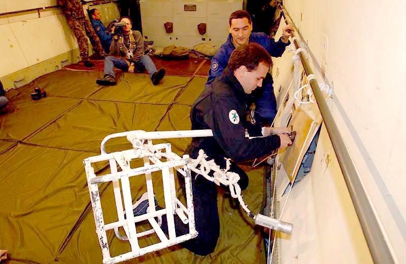 Weightless Mechanics