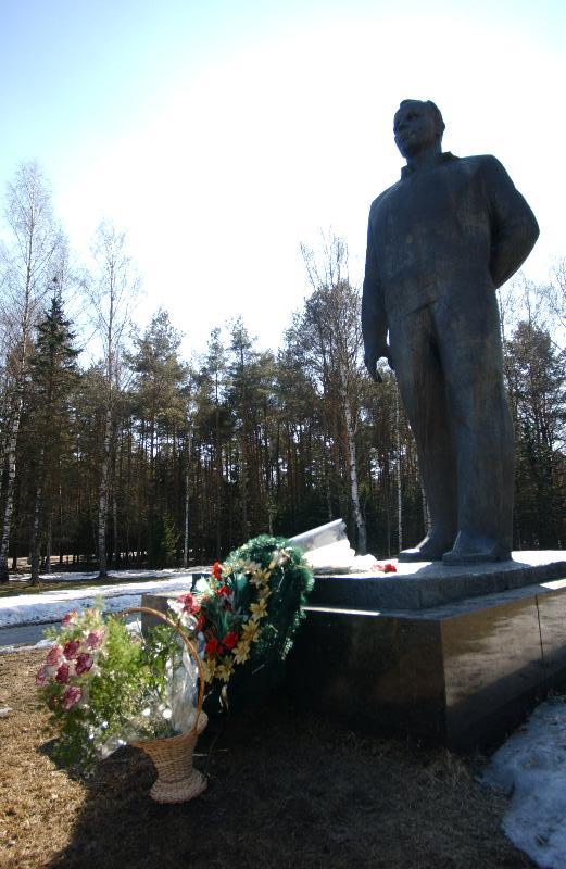 Statue of Gagarin